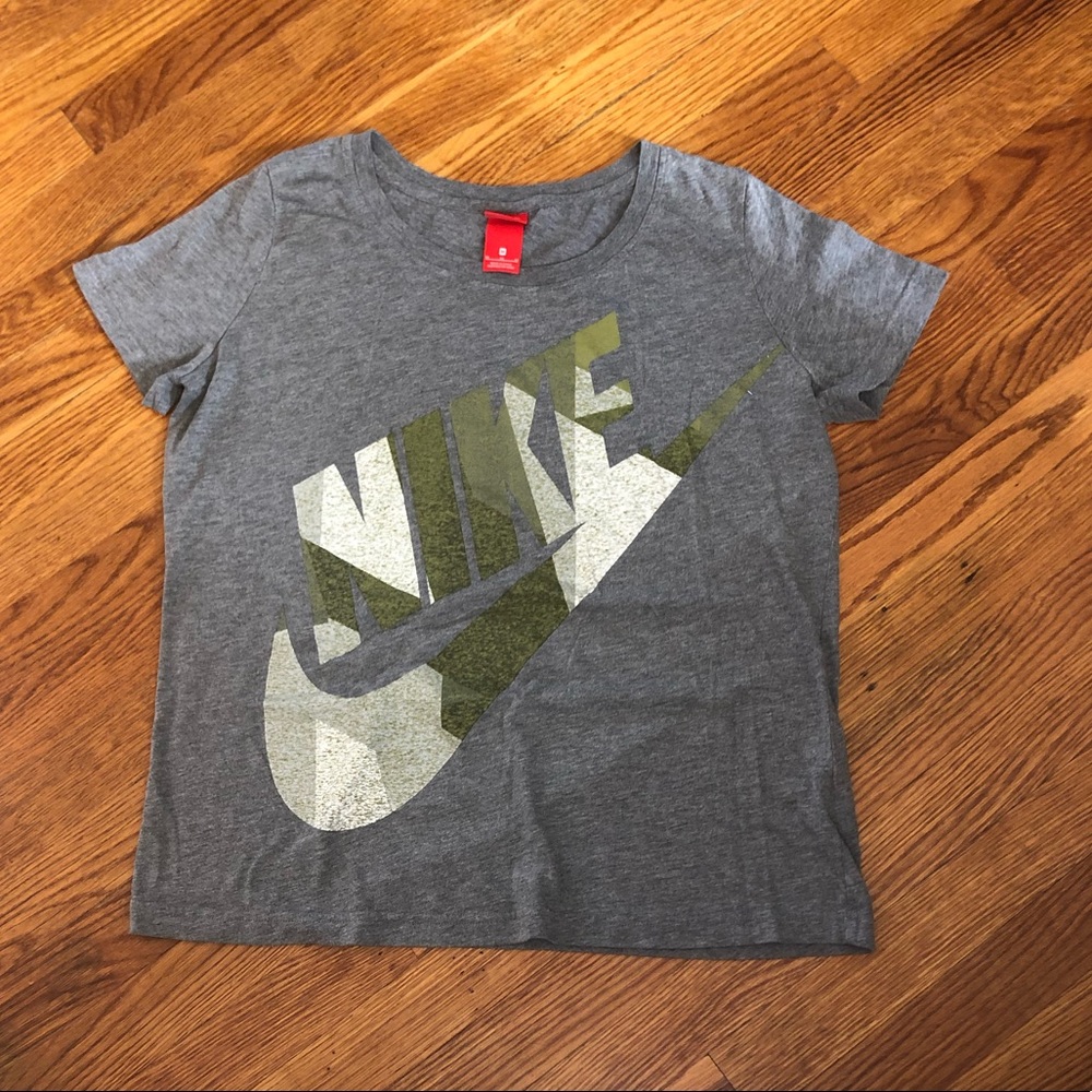 Nike t shirt